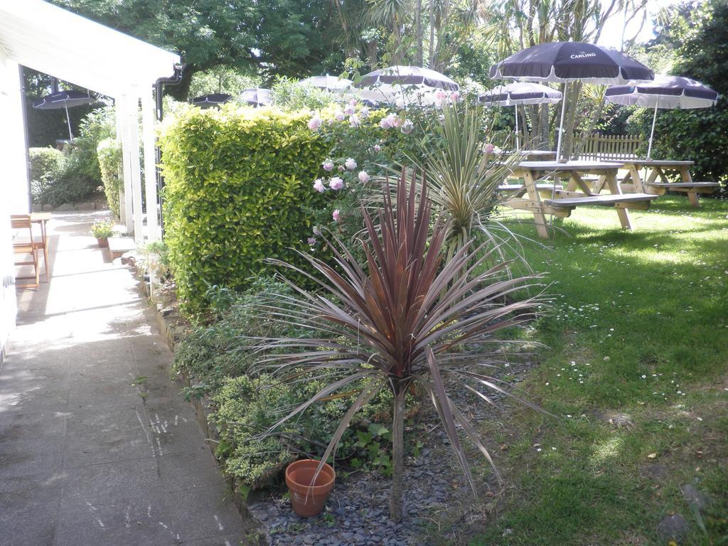 Longfrie Inn Saint Saviour Buitenkant foto
